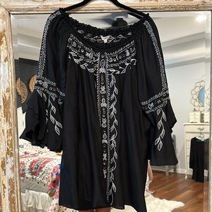 Vintage off shoulder tunic